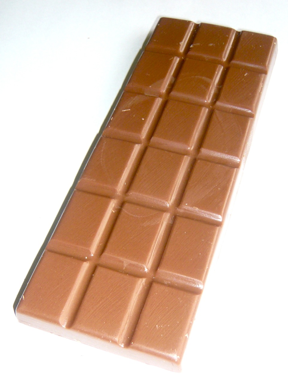 Обычную шоколадку. Обычный шоколад. Молочный шоколад. Небольшие шоколадки. Обычная шоколадка.