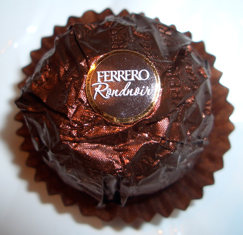 Ferrero Rondnoir Choclate Review