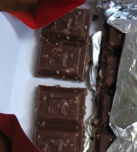 Elite “Cow” Milk Chocolate With Popping Candy