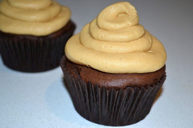Peanut Butter And Chocolate Cupcakes