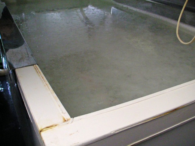Evaporation tanks where the salt crystals are formed.