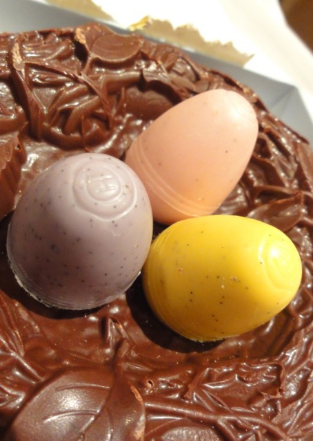 Hotel Chocolat 'A Nest Of Egglets'